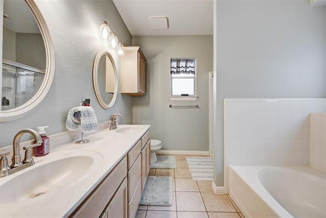 17644 Lead Lane, Edmond, OK 73012