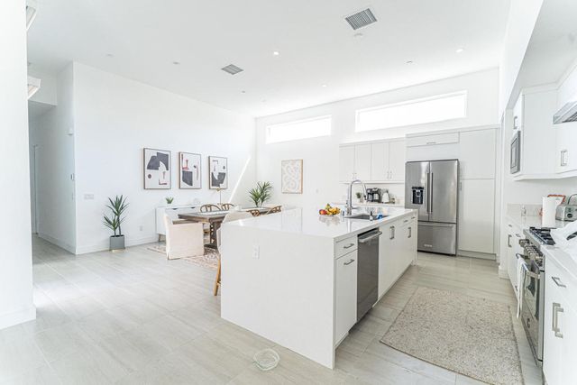 814 Nugget Lane, Palm Springs, CA 92262