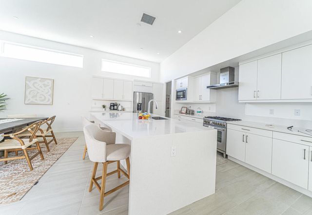 814 Nugget Lane, Palm Springs, CA 92262