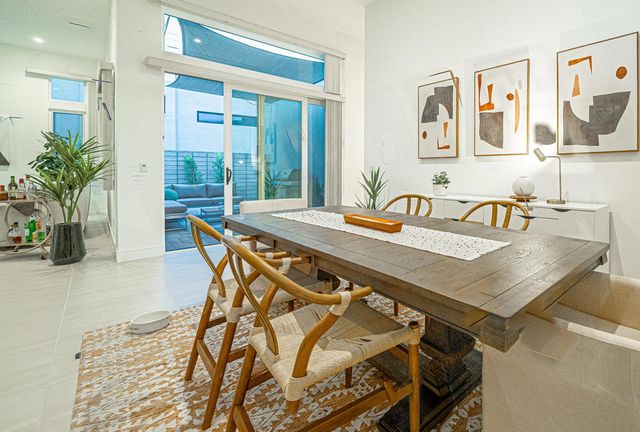 814 Nugget Lane, Palm Springs, CA 92262