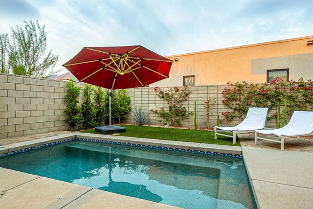 814 Nugget Lane, Palm Springs, CA 92262