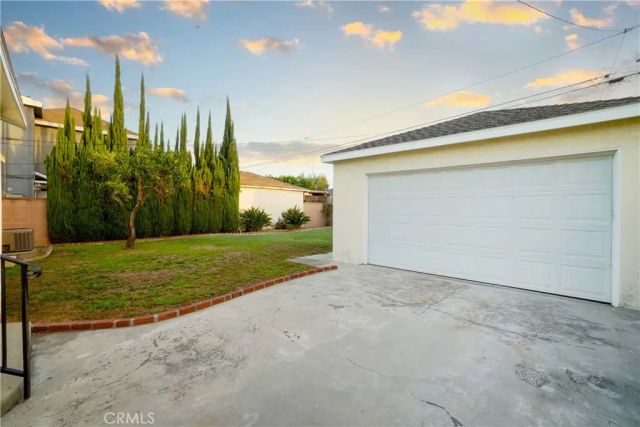 7627 Rundell, Downey, CA 90242