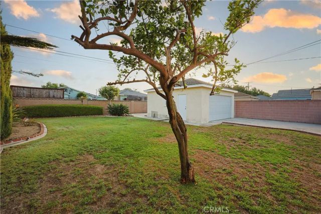 7627 Rundell, Downey, CA 90242