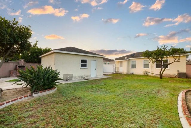 7627 Rundell, Downey, CA 90242
