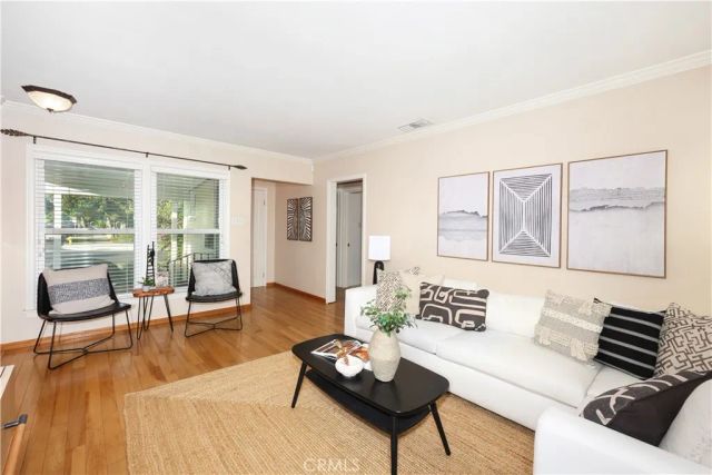 7627 Rundell, Downey, CA 90242