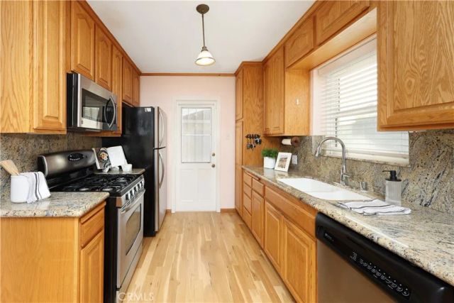 7627 Rundell, Downey, CA 90242