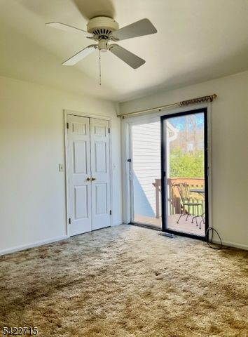 79 Carriage Ln, Sparta Twp., NJ 07871