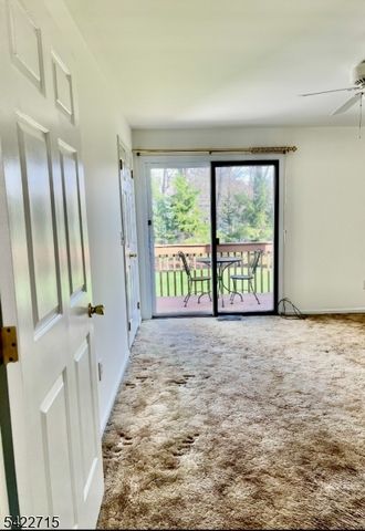 79 Carriage Ln, Sparta Twp., NJ 07871