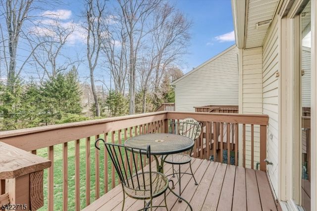 79 Carriage Ln, Sparta Twp., NJ 07871