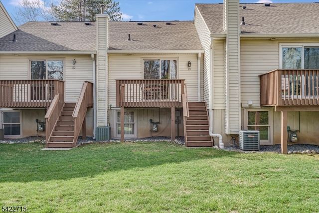 79 Carriage Ln, Sparta Twp., NJ 07871