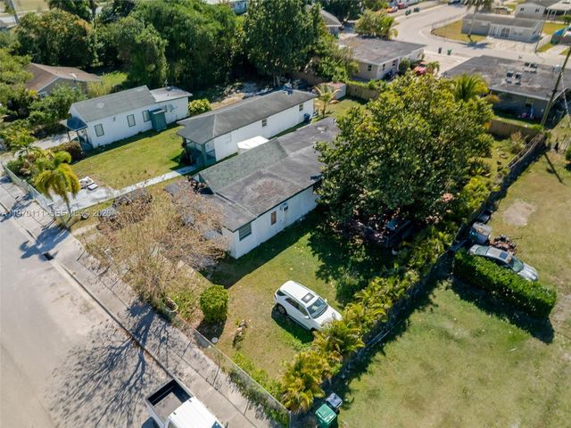 11740 SW 222nd St, Miami, FL 33170