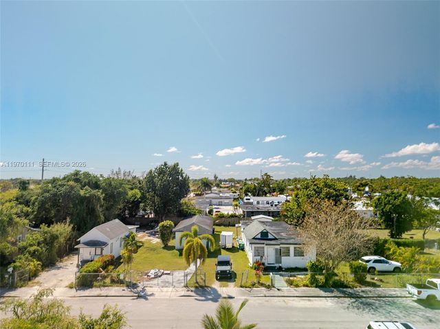 11740 SW 222nd St, Miami, FL 33170