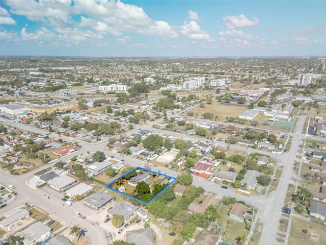 11740 SW 222nd St, Miami, FL 33170