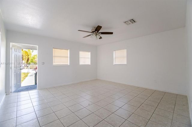 11740 SW 222nd St, Miami, FL 33170