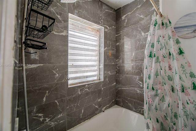 11740 SW 222nd St, Miami, FL 33170