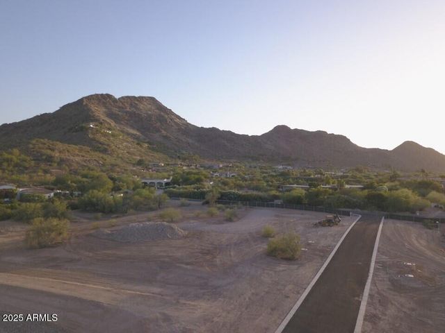 6107 E IRONWOOD Drive 12, Paradise Valley, AZ 85253