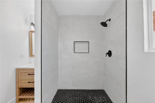 1364 W 15th, San Bernardino, CA 92411