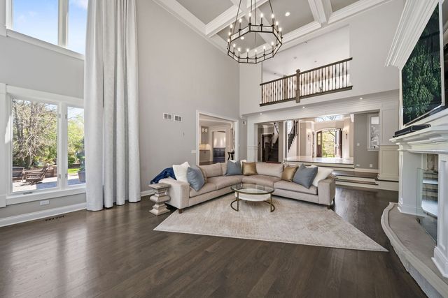 599 Chateaux Bourne Drive, Barrington, IL 60010