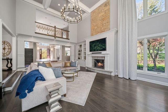 599 Chateaux Bourne Drive, Barrington, IL 60010