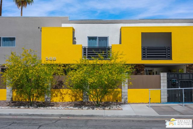588 E San Lorenzo Road 204, Palm Springs, CA 92264