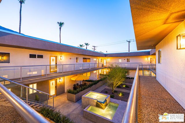 588 E San Lorenzo Road 204, Palm Springs, CA 92264