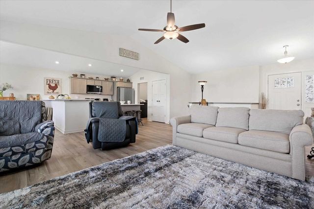 335 Crestview Lane, Lake Mills, WI 53551