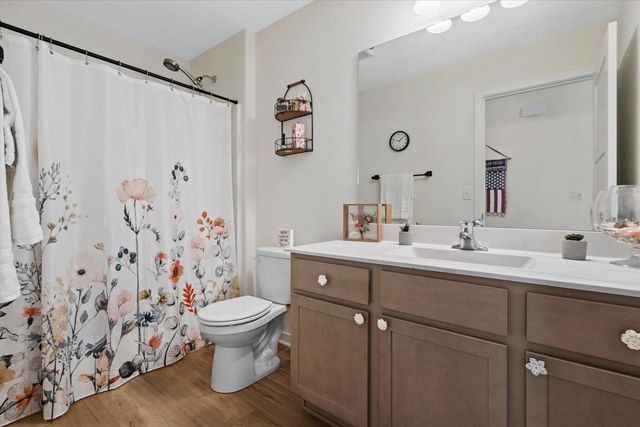 335 Crestview Lane, Lake Mills, WI 53551