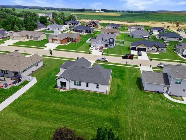 335 Crestview Lane, Lake Mills, WI 53551