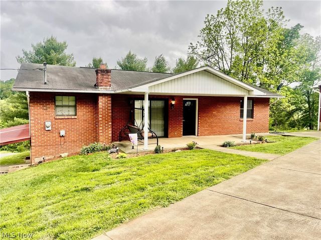 1805 Lee Creek Rd, Belleville, WV 26133