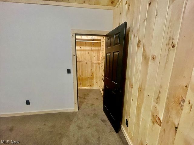 1805 Lee Creek Rd, Belleville, WV 26133