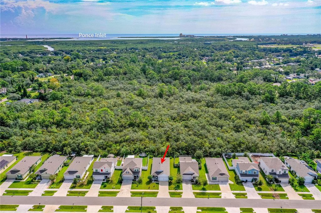Image 12 of property listing at 2815 WESTWOOD AVENUE, New Smyrna Beach, FL 32168