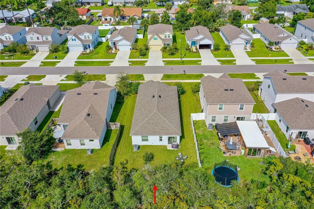 Image 9 of property listing at 2815 WESTWOOD AVENUE, New Smyrna Beach, FL 32168