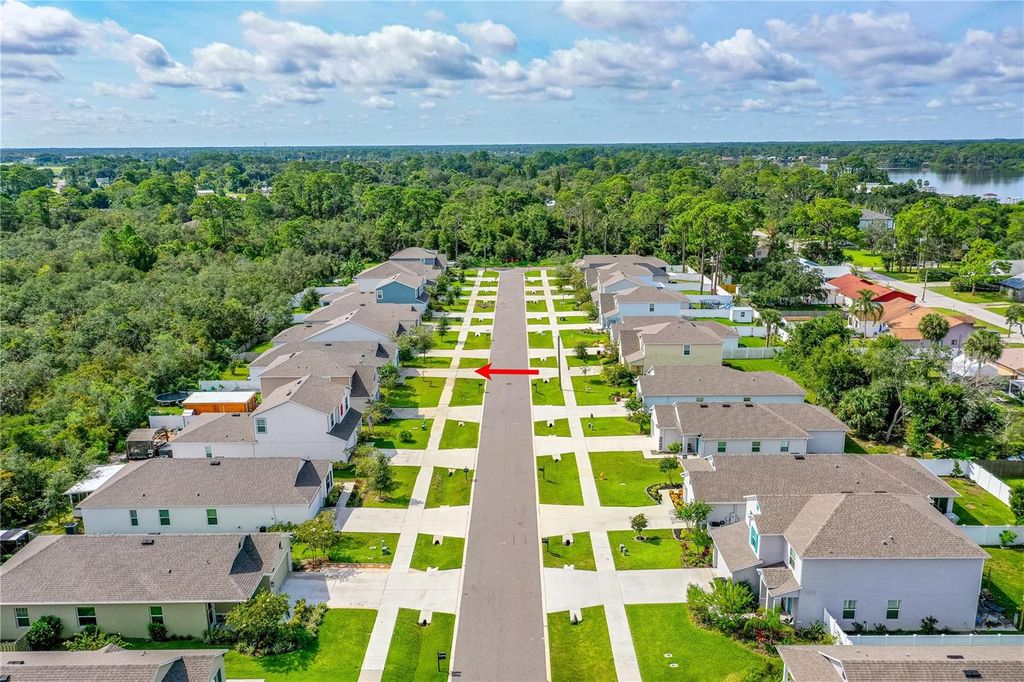 Image 10 of property listing at 2815 WESTWOOD AVENUE, New Smyrna Beach, FL 32168