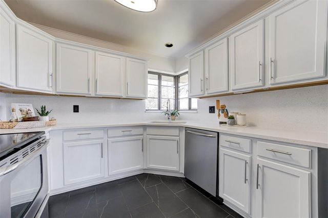 5512 N Barnes Avenue, Oklahoma City, OK 73112