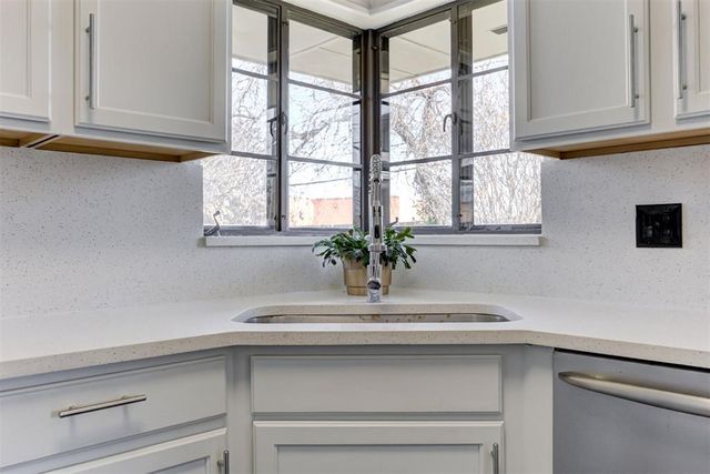 5512 N Barnes Avenue, Oklahoma City, OK 73112