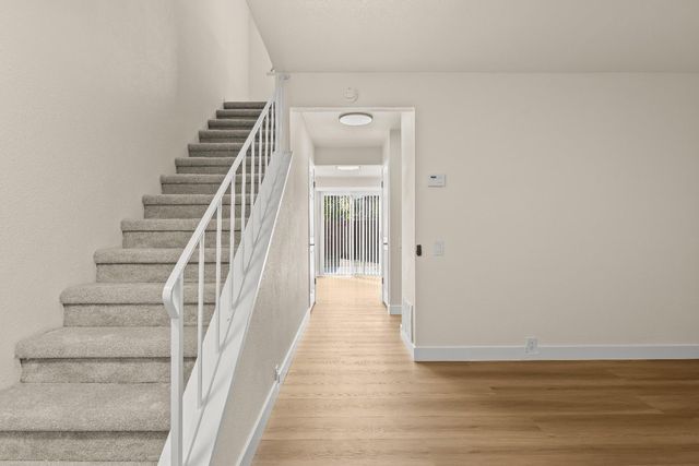 1560 Drake, Davis, CA 95616