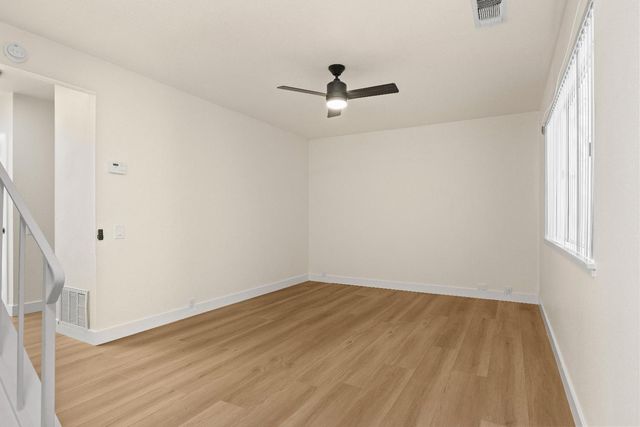 1560 Drake, Davis, CA 95616