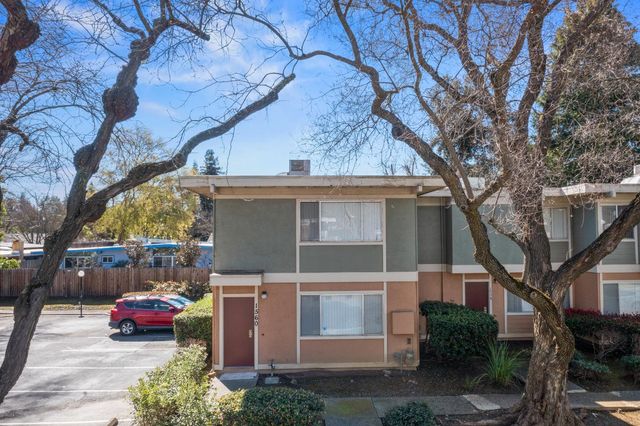 1560 Drake, Davis, CA 95616