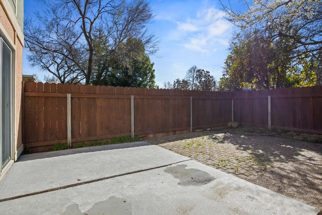 1560 Drake, Davis, CA 95616