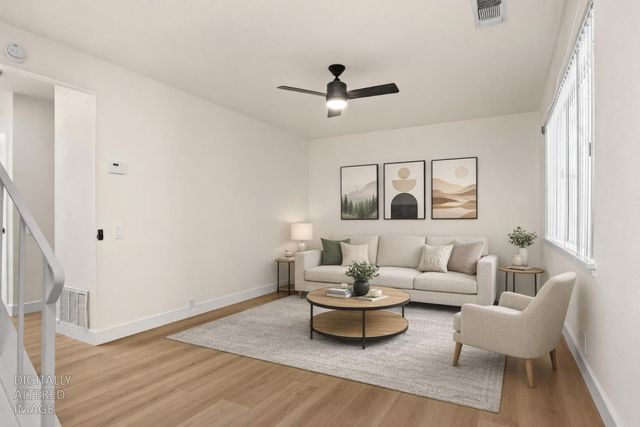 1560 Drake, Davis, CA 95616