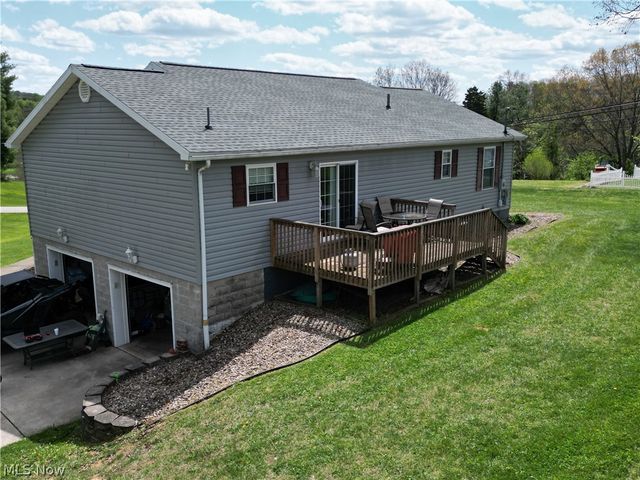 33 Balderson Drive, Washington, WV 26181