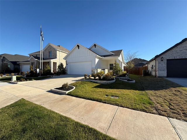 1168 Yucca Avenue, Lavon, TX 75166