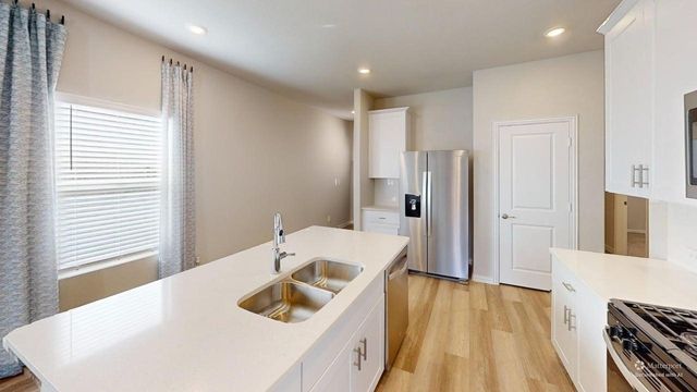 1168 Yucca Avenue, Lavon, TX 75166