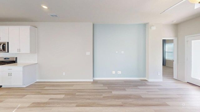 1168 Yucca Avenue, Lavon, TX 75166