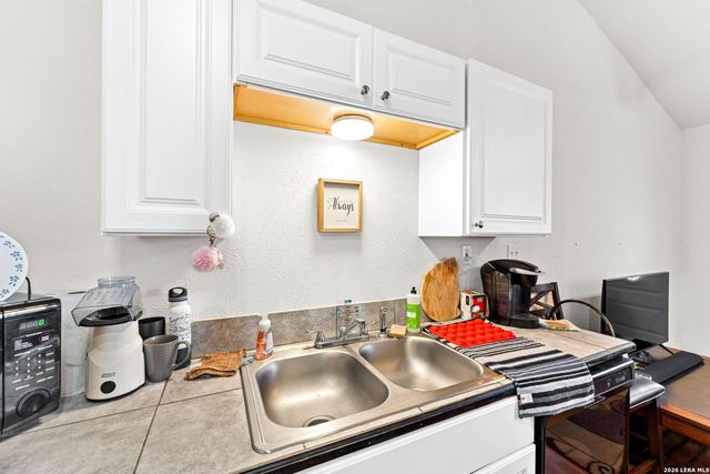 289 Chaparral Dr, Bandera, TX 78003