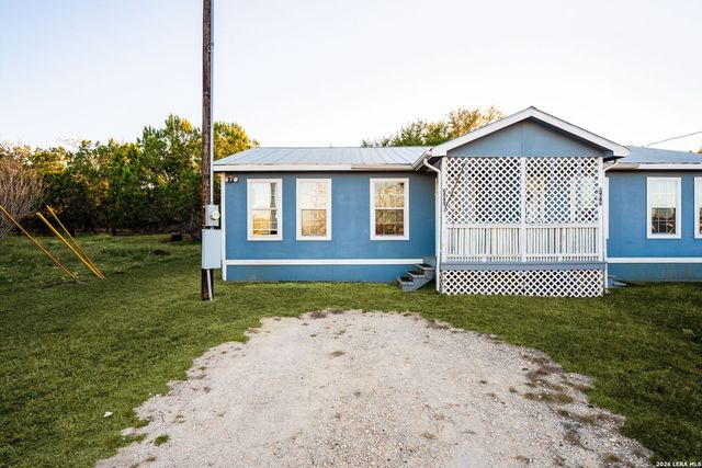 289 Chaparral Dr, Bandera, TX 78003