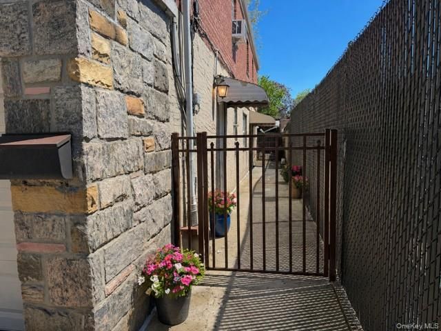 2516 Eastchester Road, Bronx, NY 10469