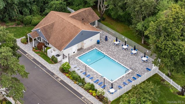 40 W 4th Street 60, Patchogue, NY 11772