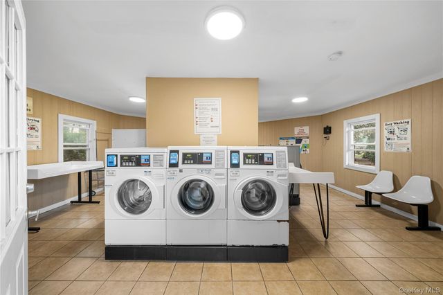 40 W 4th Street 60, Patchogue, NY 11772