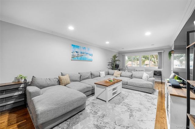 40 W 4th Street 60, Patchogue, NY 11772